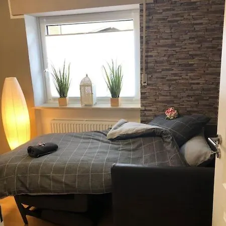 Eifel-roedis Apartment
